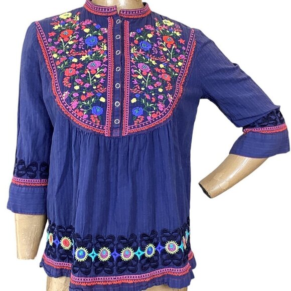 Johnny Was 3J Workshop Cotton Embroidered Top Sz M Navy Blue #304E - Picture 3 of 11